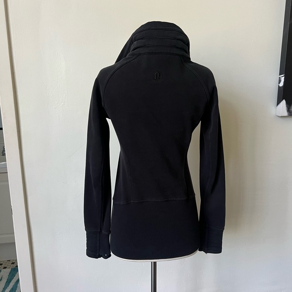 Lululemon Athletica Black Radiant Funnel Neck Jacket Sweatshirt Size 4 - Picture 6 of 9